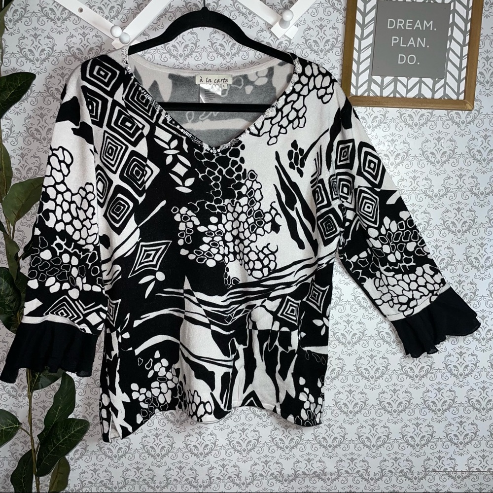 a la Carter blouse women’s size large black-white  top 3/4 sleeve ruffle - Picture 5 of 15